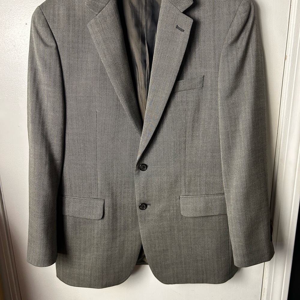 Ralph Lauren men’s Classic Gray Sport Coat 40R herringbone pattern